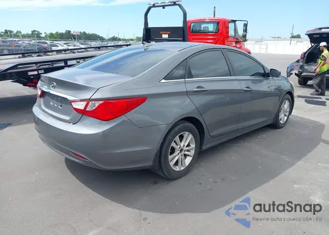 2013 Hyundai Sonata Gls z USA, uszkodzony, nr VIN 5NPEB4AC7DH765652